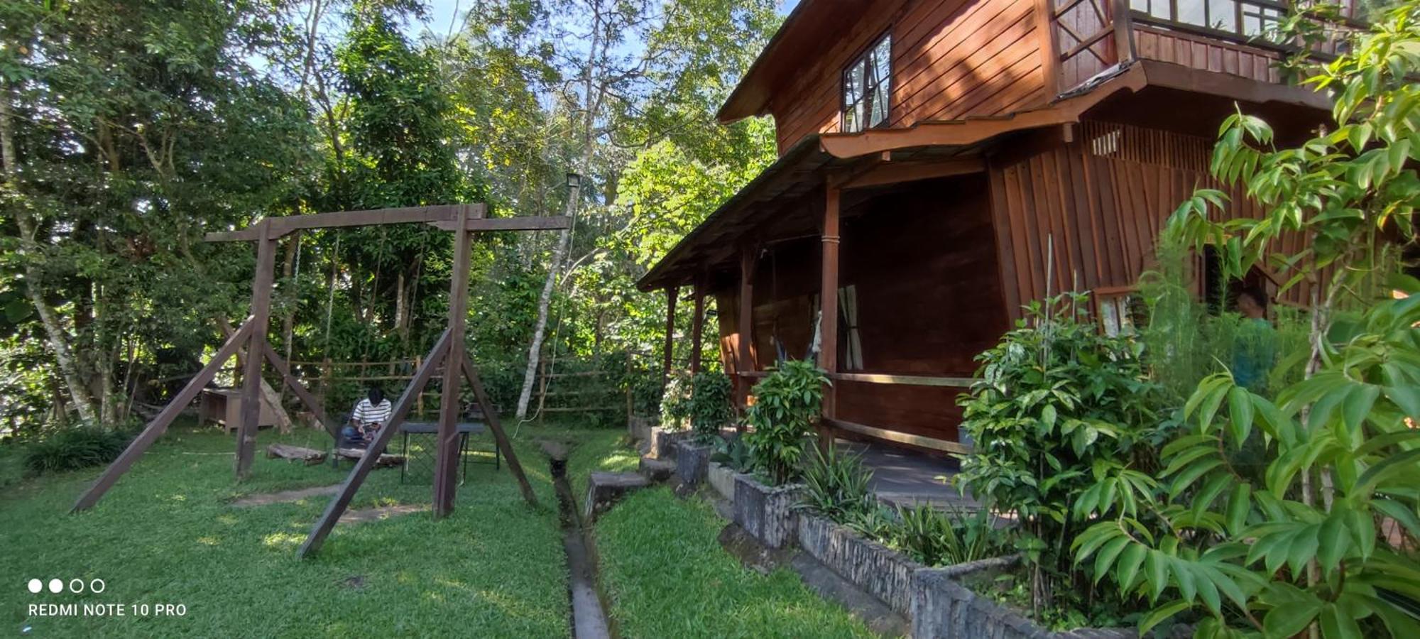 Canyon Jungle Stay Bukittinggi Quarto foto